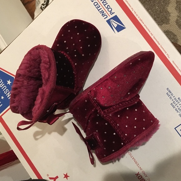 burgundy velvet uggs